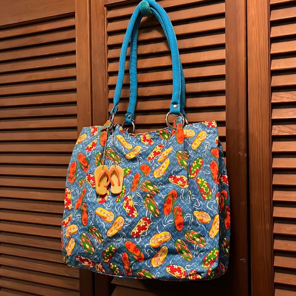Avon Hawaiian print tote